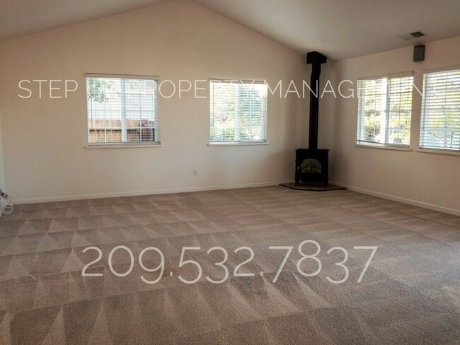 Photo - Serene Mountain Living at Clouds Rest: Stunning 3-Bedroom Home with Views