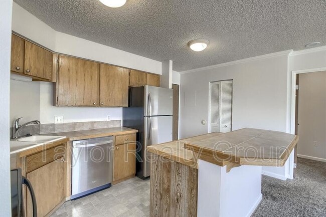 Photo - 1301 Speer Blvd