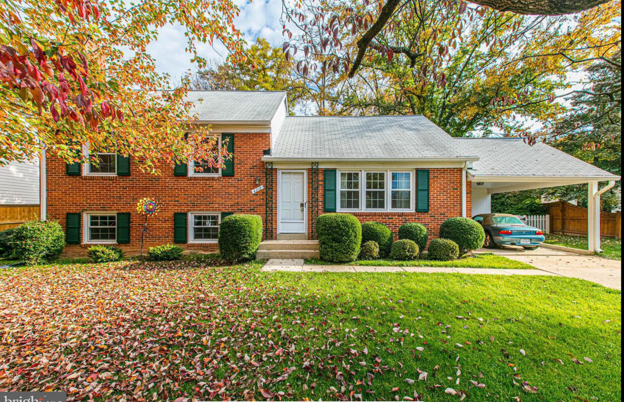 Photo - 4218 Willow Woods Dr (Annandale, VA)