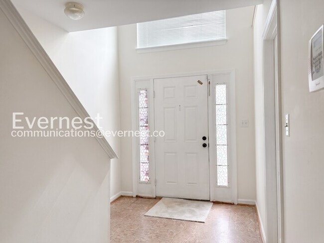 Photo - 1101 Highpointe Blvd