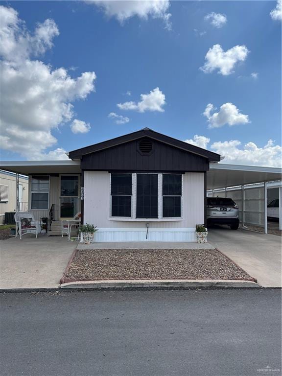 Photo - 15 La Quinta Dr