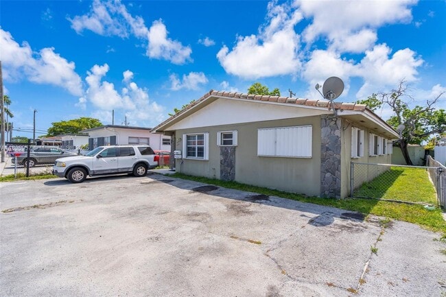 Photo - 4776 E 10th Ave Unit 4778