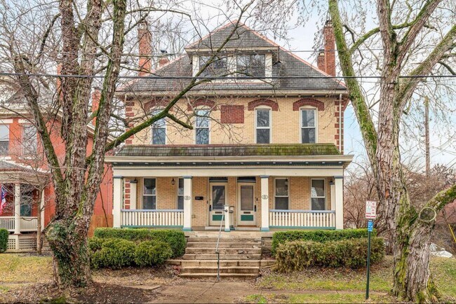 Photo - 239 W 1st Ave Townhome