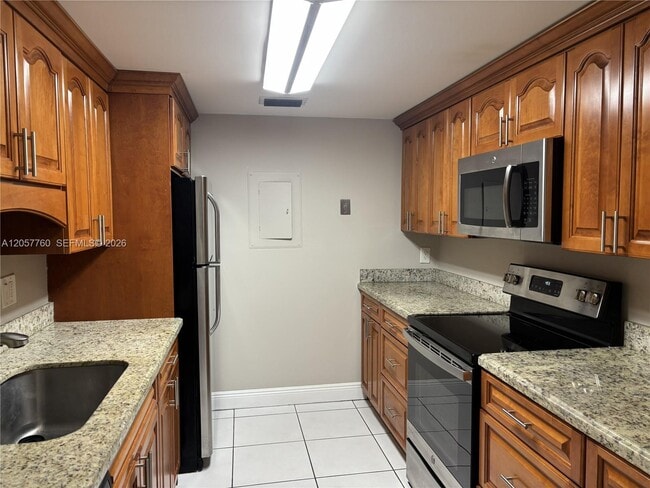7965 SW 86th St Unit 105