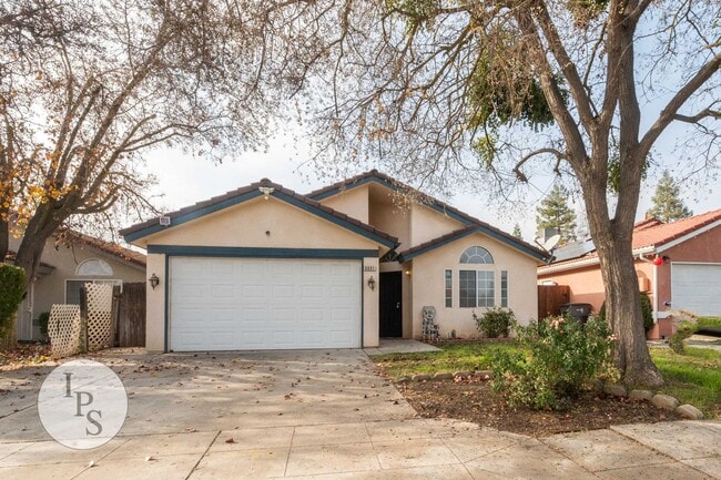Building Photo - North West Fresno Home, 3BR/2BA, Lots of Amenities