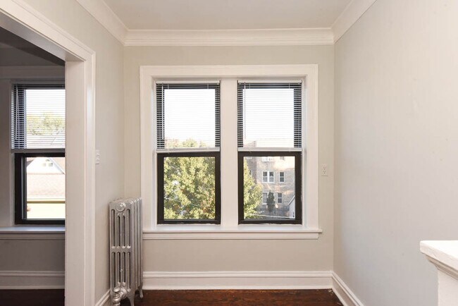 Photo - 4638 N Paulina St Unit 704