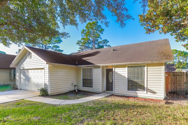 Photo - 3667 Lumberjack Cir N