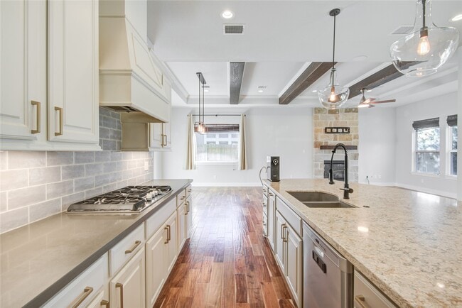 Photo - 135 Bella Luce