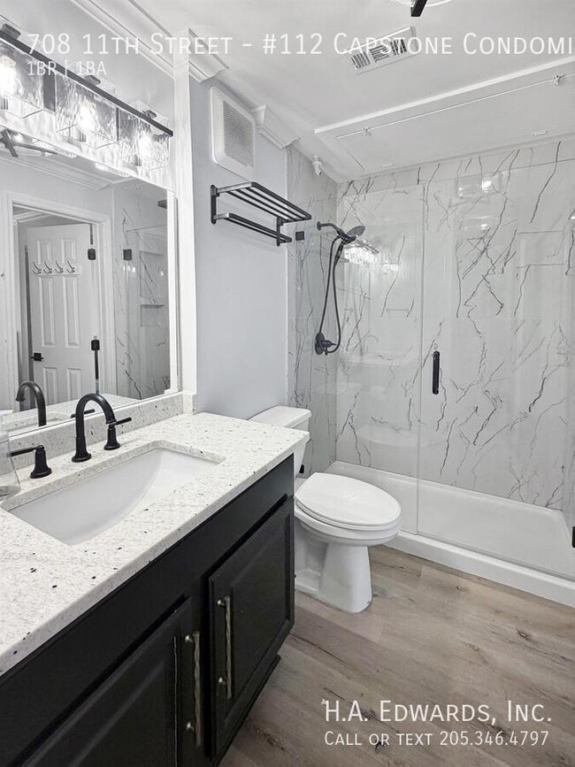 Photo - 708 11th St Unidad #112 Capstone Condominiums