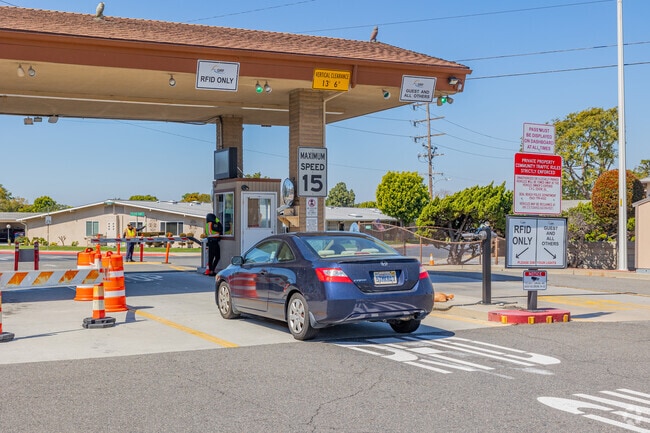 Photo - Regency Terrace