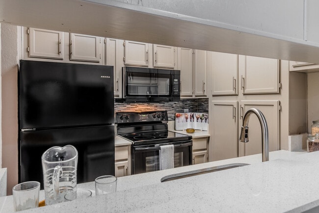 Photo - Amherst Apartments