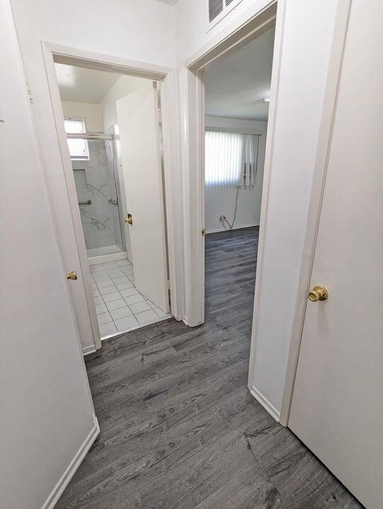 Photo - 1130 S Clark Dr Unidad 2