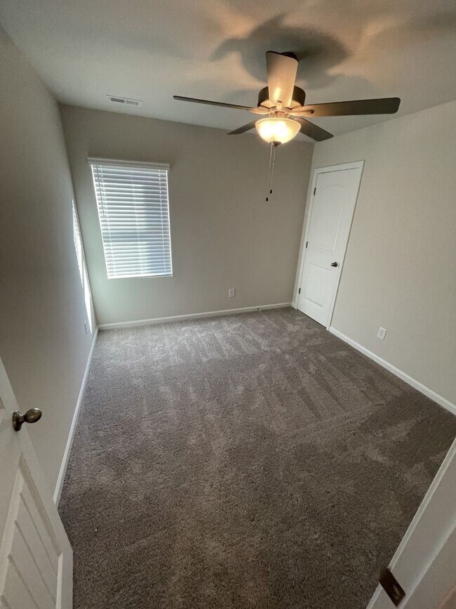 Photo - 3 Bd 2.5 Ba Townhouse
