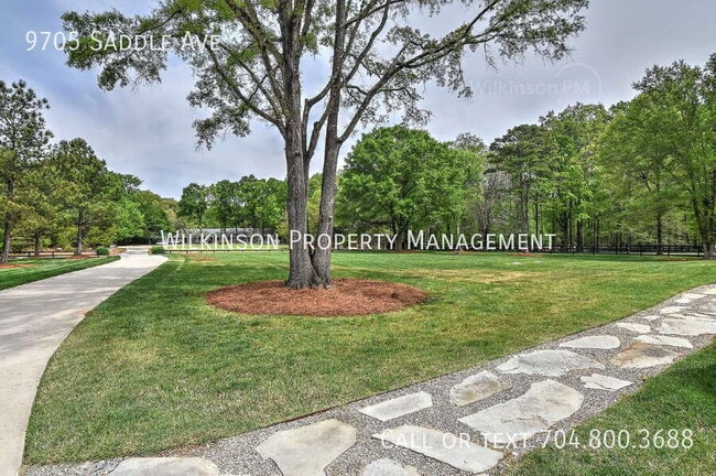 Photo - 9705 Saddle Ave