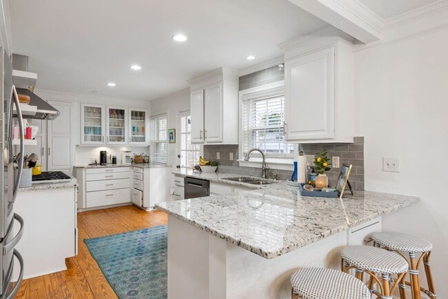 Photo - 3BD/3BA PLUS LOFT AND DETACHED ADU Located in SOUTH WINDAMERE-Available May 1, 2026!