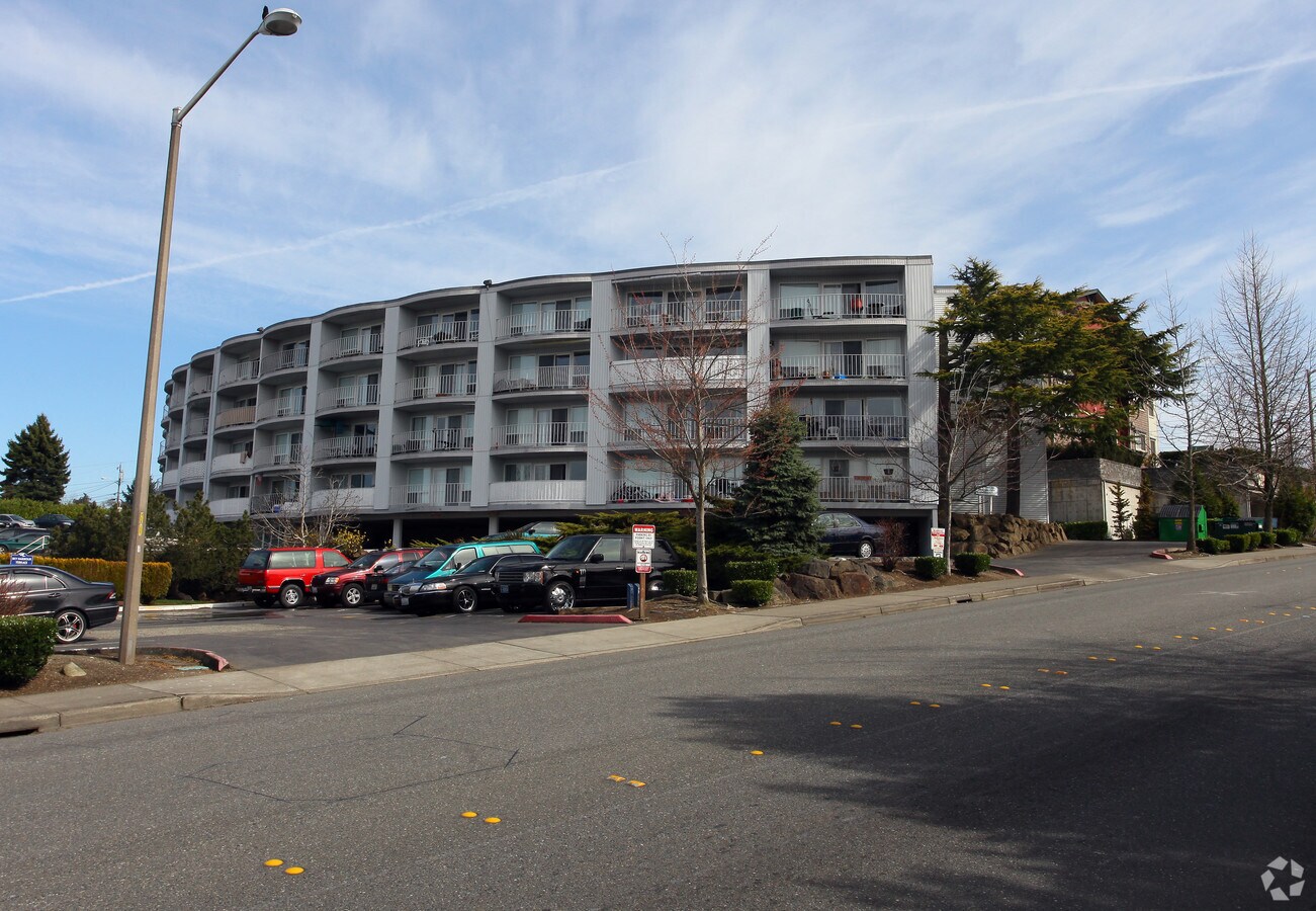Sky Harbor Terrace - Sky Harbor Terrace Apartments