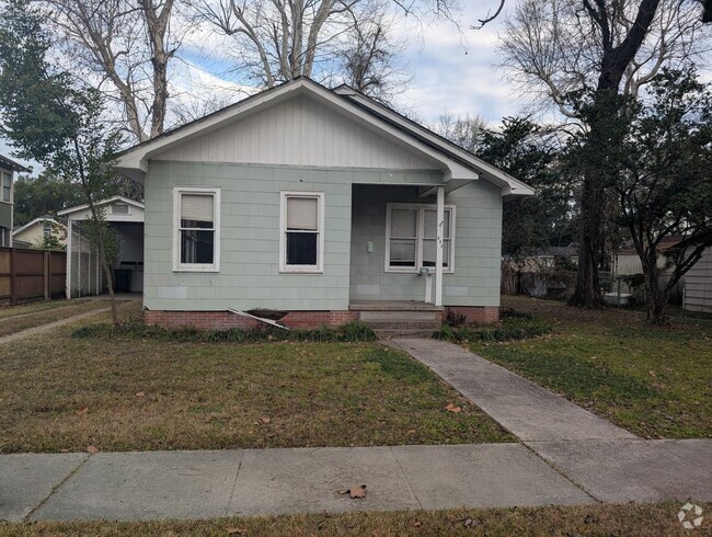 Building Photo - Charming  in Monroe's Garden District Rental