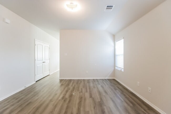Building Photo - 25734 Hazy Elm Ln Rental