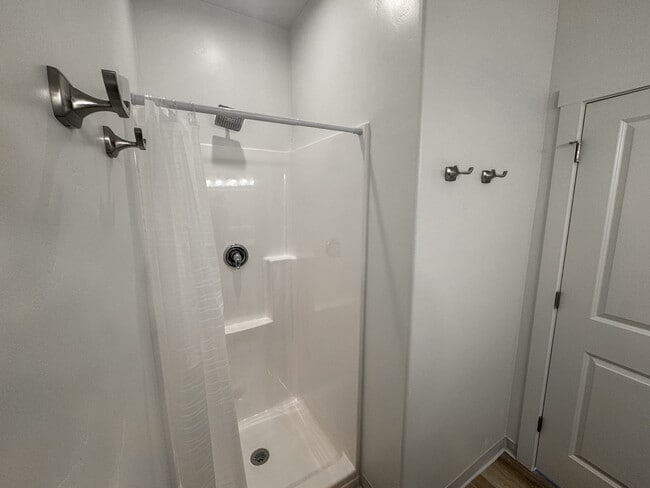 Photo - The Main Unidad 105 Bedroom 3