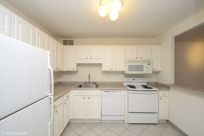Photo - 211 E Ohio St Unit 804