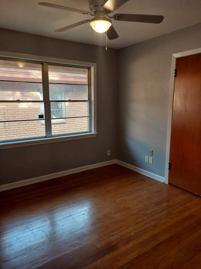 Building Photo - 4933 Nina Lee Ln