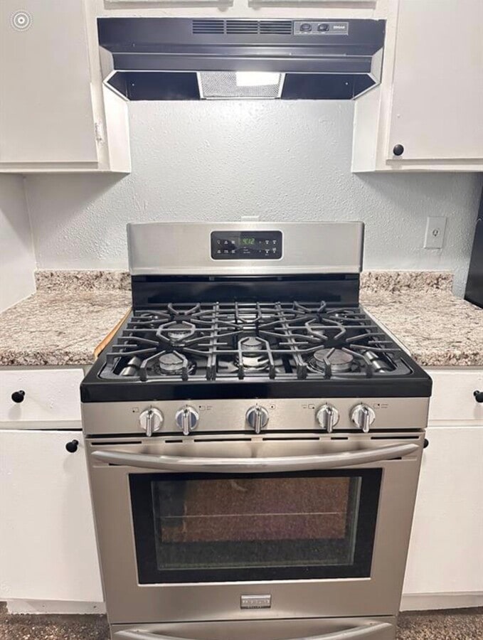 Photo - 6918 Hirsch Rd Unit 6916