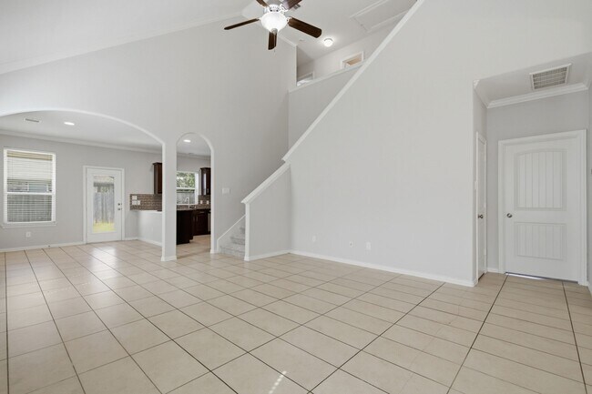 2261 Ivy Wall Dr