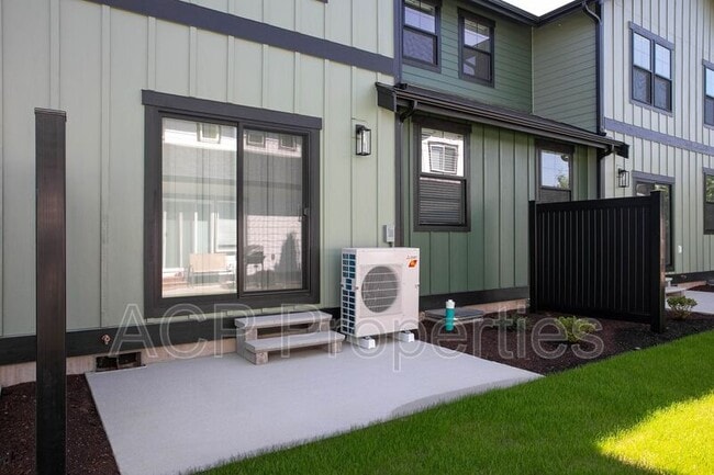 Photo - 2205 DeJong Dr