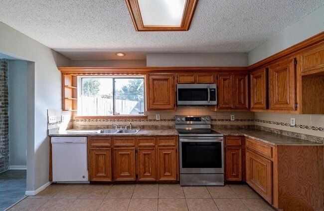 Photo - 2714 Owens Cross Dr