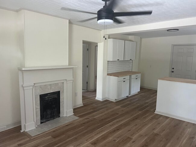 Photo - 1815 Jenkins St