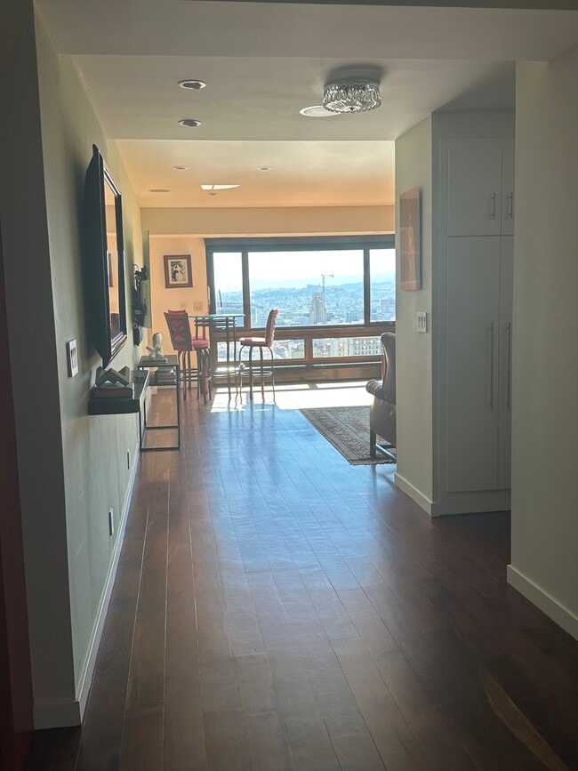 Photo - 1177 California St Unit 823