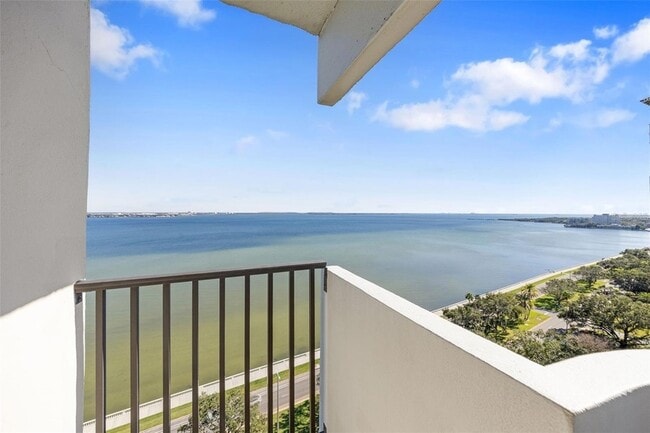Building Photo - 4141 Bayshore Blvd Unit 1702