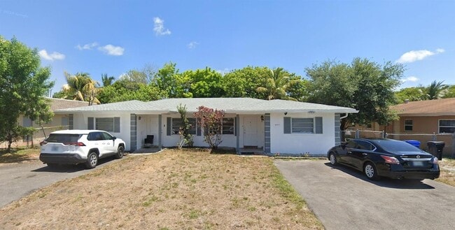Building Photo - 1490 NW 20th St Rental