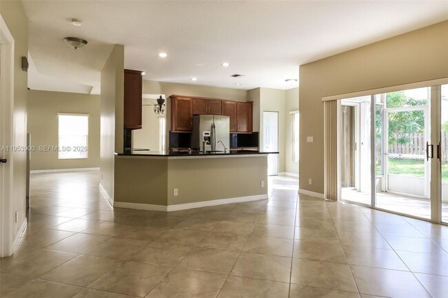 Photo - 7634 Trenton Dr