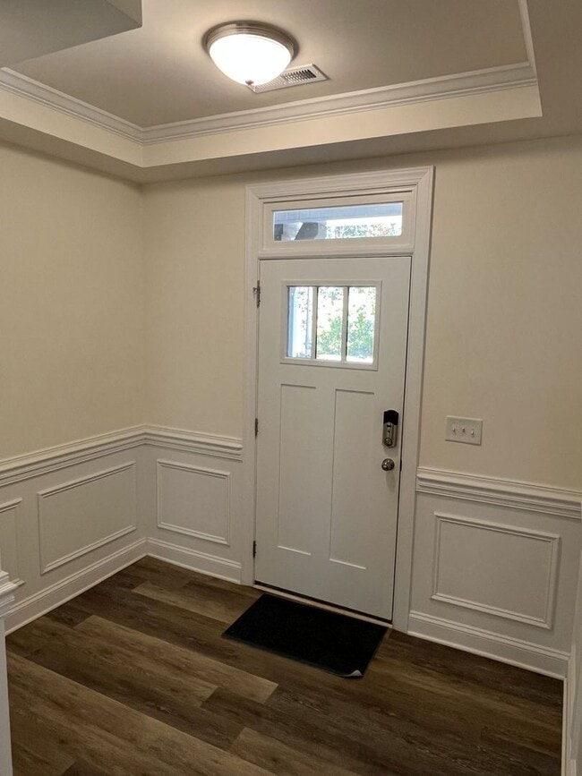 Photo - Newer 3 Bed + Loft Townhome in Davis Lake ...