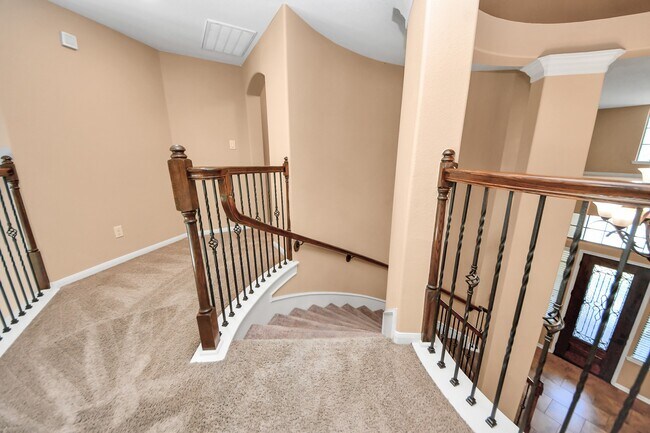 Photo - 9427 Sapphire Bay Ln