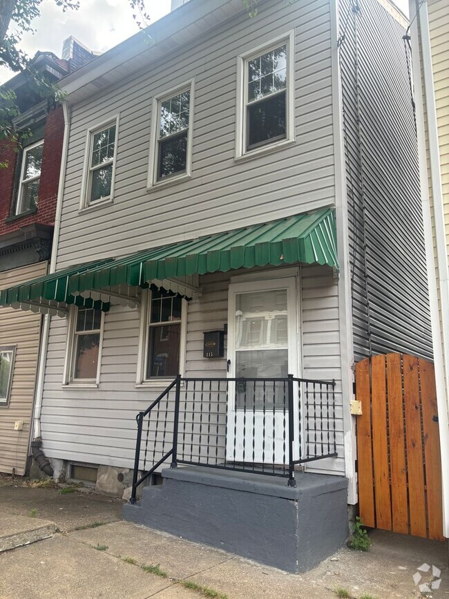 Building Photo - 3 Bedroom, 1 Bathroom Single Family Home (...