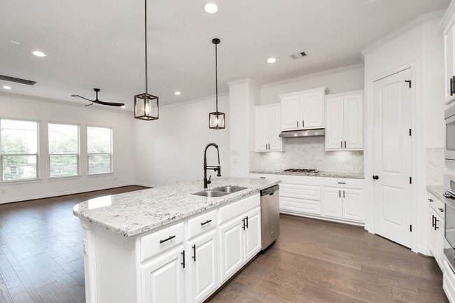 Photo - 1411 Upland Arbor Dr House