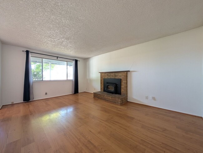 Photo - 3-bedroom, 1-Bath Duplex On a Corner Lot In The Bethel Area