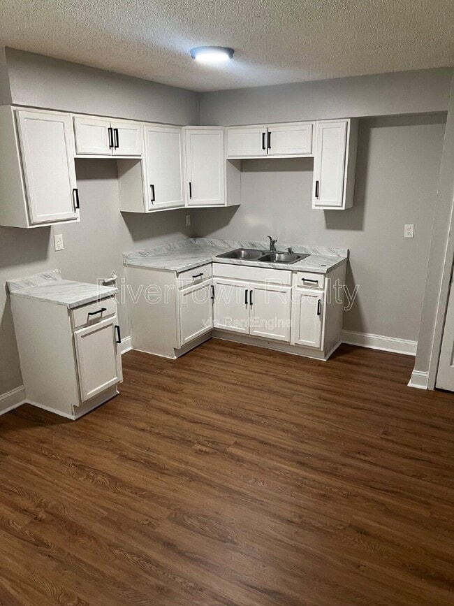 Photo - 1059 Eyers Rd