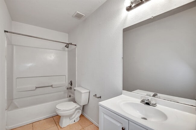 Photo - 18226 Coreland Ln