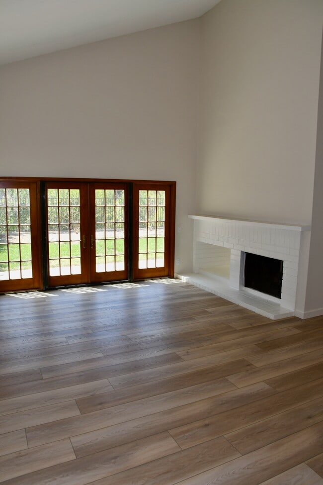 Photo - 10575 Canyon Lake Dr