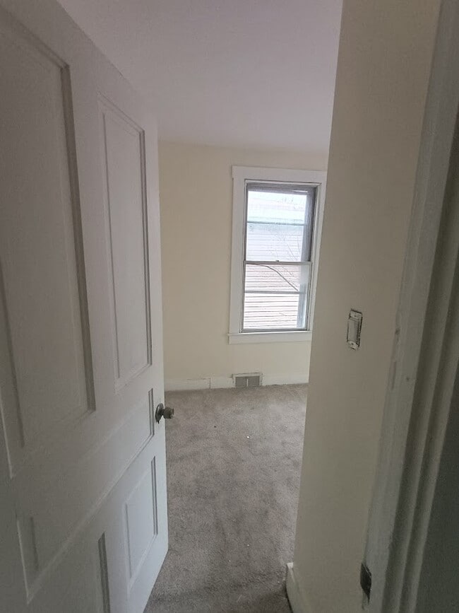 Photo - 412 Althea St