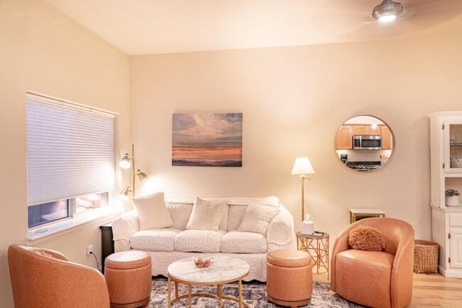 Photo - 237 Dunthorpe Dr