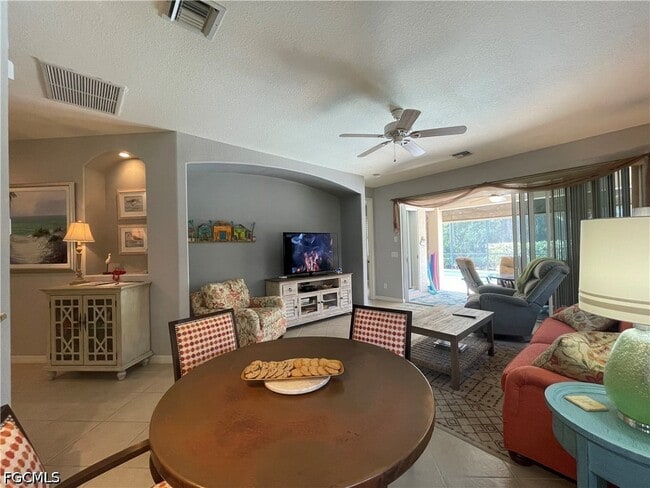Photo - 10630 Camarelle Cir