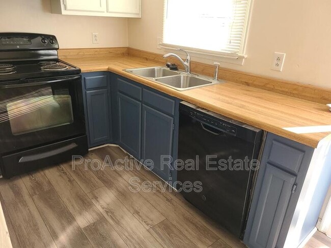 Photo - 4016 Reese Dr S