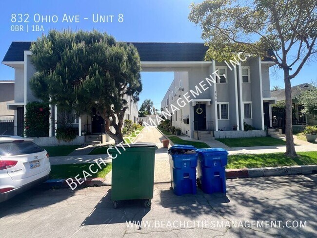 Photo - 832 Ohio Ave Unit 8