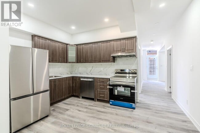 Photo - 9 Walter Clifford Nesb Dr