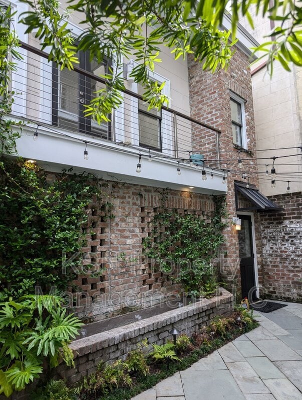 Photo - 112 W Gaston St Unit Carriage House
