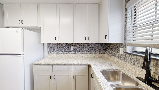 Building Photo - REMODELED 3 bedroom, 1.5 bath, 1 car garage home minutes away from Fort Hood air field!